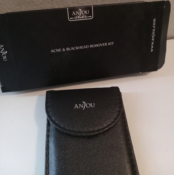 Anjou Acne and Blackhead Remover